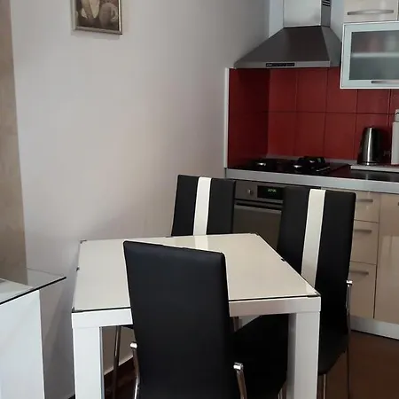 Pandza Lejlighed *